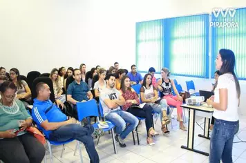 Secretaria de Saúde de Pirapora participa de Oficinas