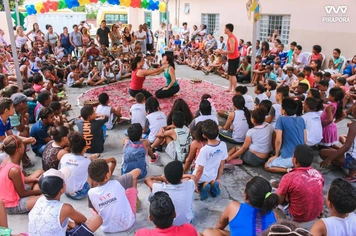 Apresentação teatral faz alegria dos alunos da Educação Integral