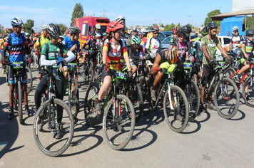 Domingo de Mountain Bike em Pirapora