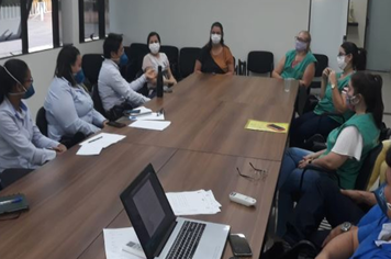Secretaria de Saúde de Pirapora participa de reunião na Fazenda Santa Eliza