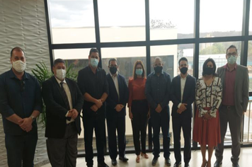 Executivo visita prédio da nova unidade da escola da igreja Adventista em Montes Claros