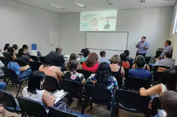 Pirapora capacitada em Licitações e Contratos