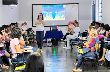 SEMED aprimora qualidade no ensino com mais uma Formação Continuada para profissionais da Rede Municipal