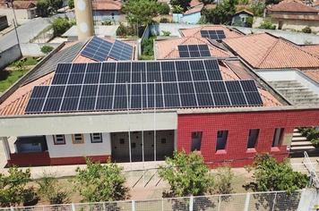 Prefeitura de Pirapora investe mais de R$ 2.500.000,00 em usinas fotovoltaicas para unidades da Rede de Ensino