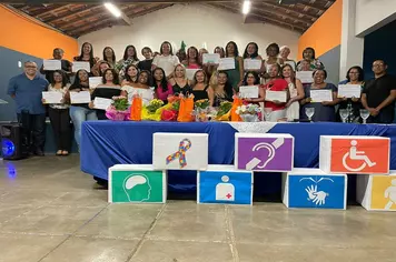 SEMED certifica profissionais participantes do curso de Educação Especial Inclusiva
