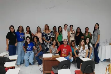Palestra promovida pela SEMED estimulou mais conhecimento e troca de experiências sobre o Autismo