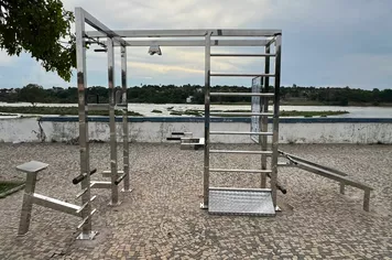 Prefeitura de Pirapora amplia espaços de saúde e bem-estar com instalação de novas academias ao ar livre