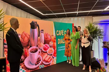 “Café com Diálogo” reúne lideranças para debater desenvolvimento regional