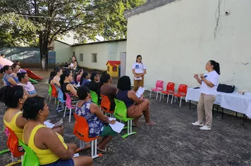 Palestra orienta sobre desenvolvimento da fala na infância