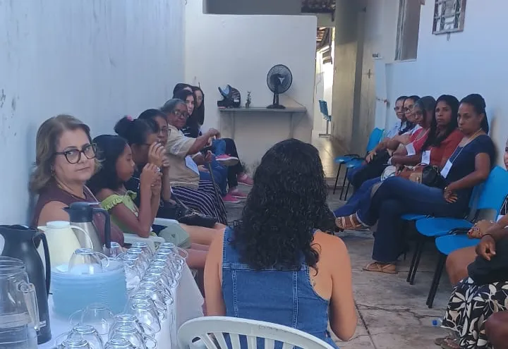 Chá com Elas promove reflexão sobre ressignificação e fortalecimento feminino