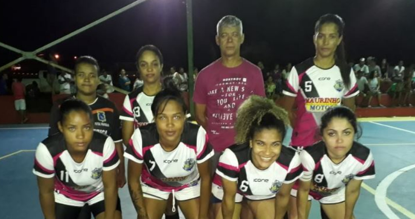Futsal feminino de Pirapora é campeão de torneio regional