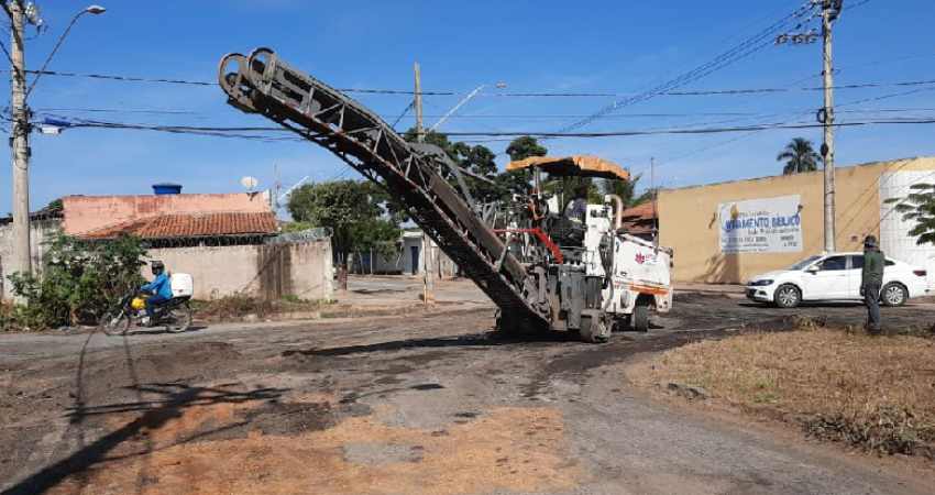 Recapeamentos e operação tapa-buracos continuam avançando em Pirapora