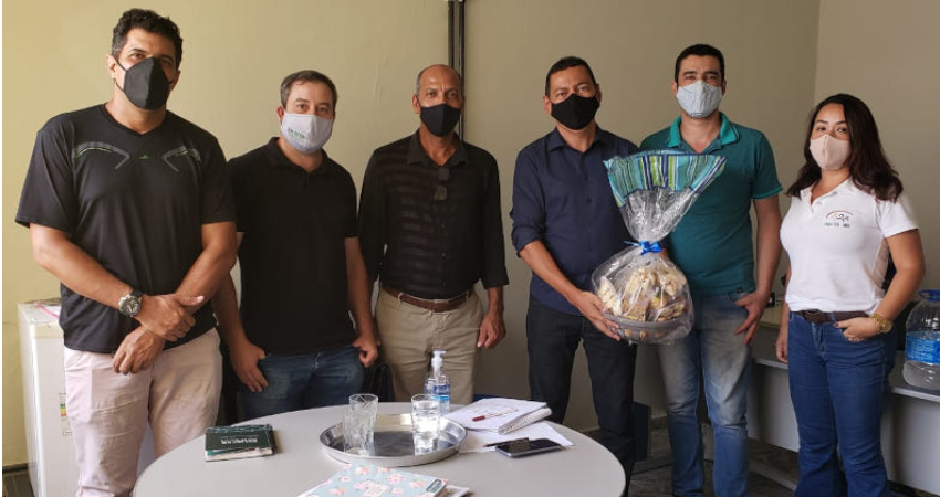 ATENÇÃO À EXTENSÃO RURAL DE PIRAPORA