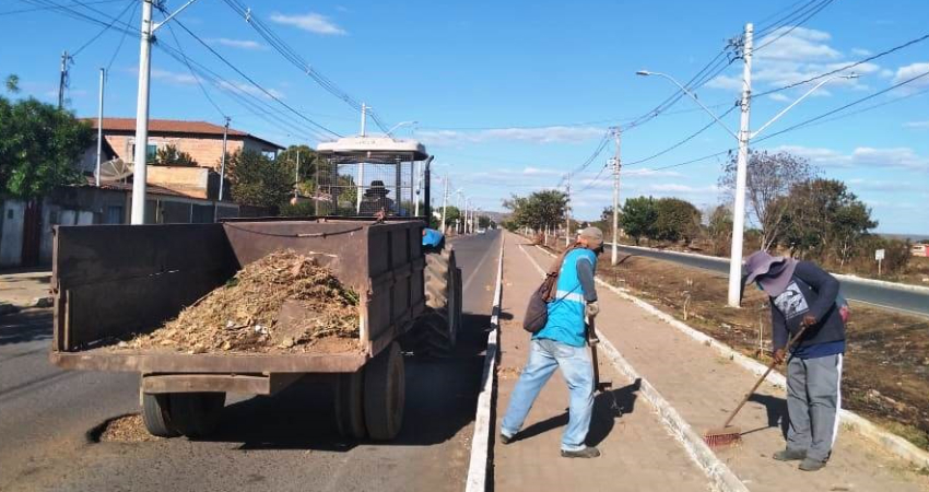 Prefeitura avança na limpeza da cidade