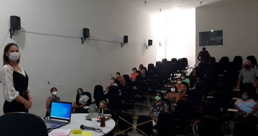 SESAU CAPACITA CUIDADORES SOCIAIS DA EDUCAÇÃO