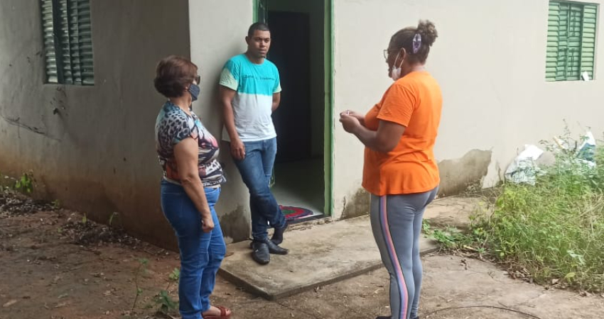 Em trabalho preventivo, SEFAM oferta amparo para famílias vítimas de alagamentos