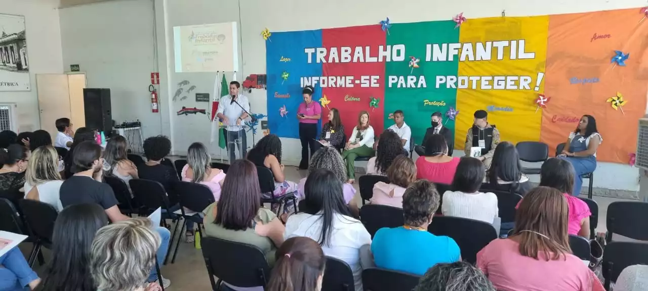 Prefeitura de Pirapora fortalece rede para enfrentamento ao Trabalho Infantil, com 1º Fórum Comunitário