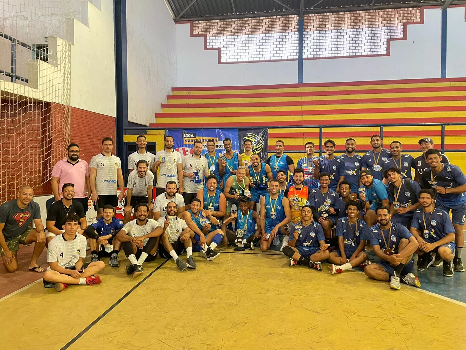 Com apoio da Prefeitura, Pirapora sediou etapa da Liga Norte-Mineira de voleibol