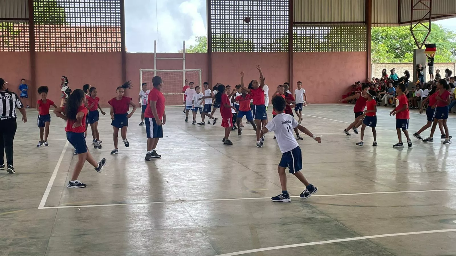 Escola Mathilde Cordeiro estimula valores e integração com Jogos Internos