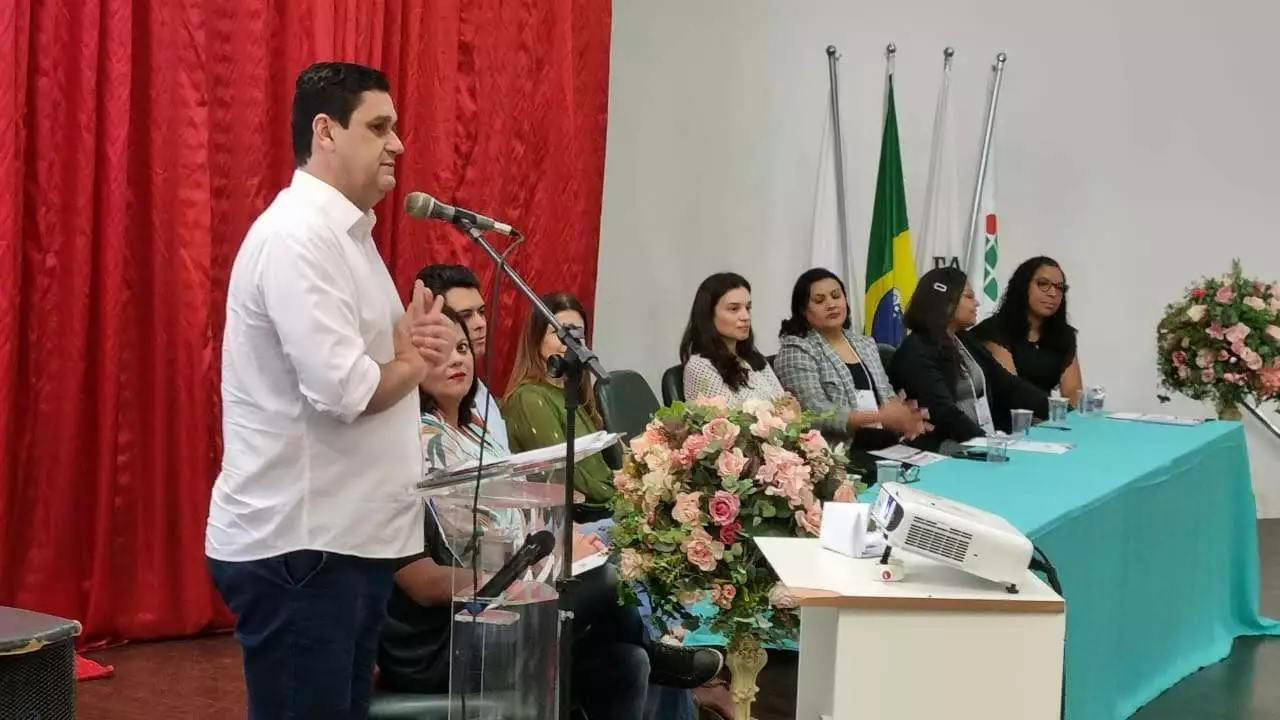 ACOLHIMENTO E DEFESA DAS CRIANÇAS E ADOLESCENTES