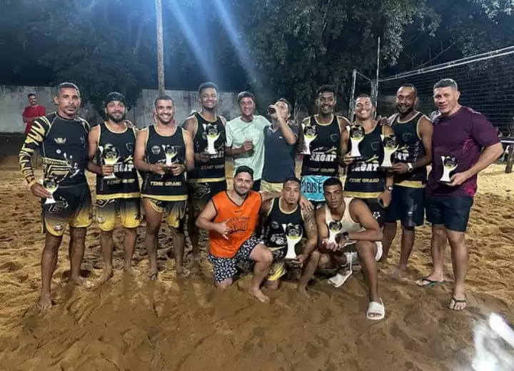 Com apoio da Prefeitura de Pirapora, torneio de futevôlei atraiu atletas de cidades da região