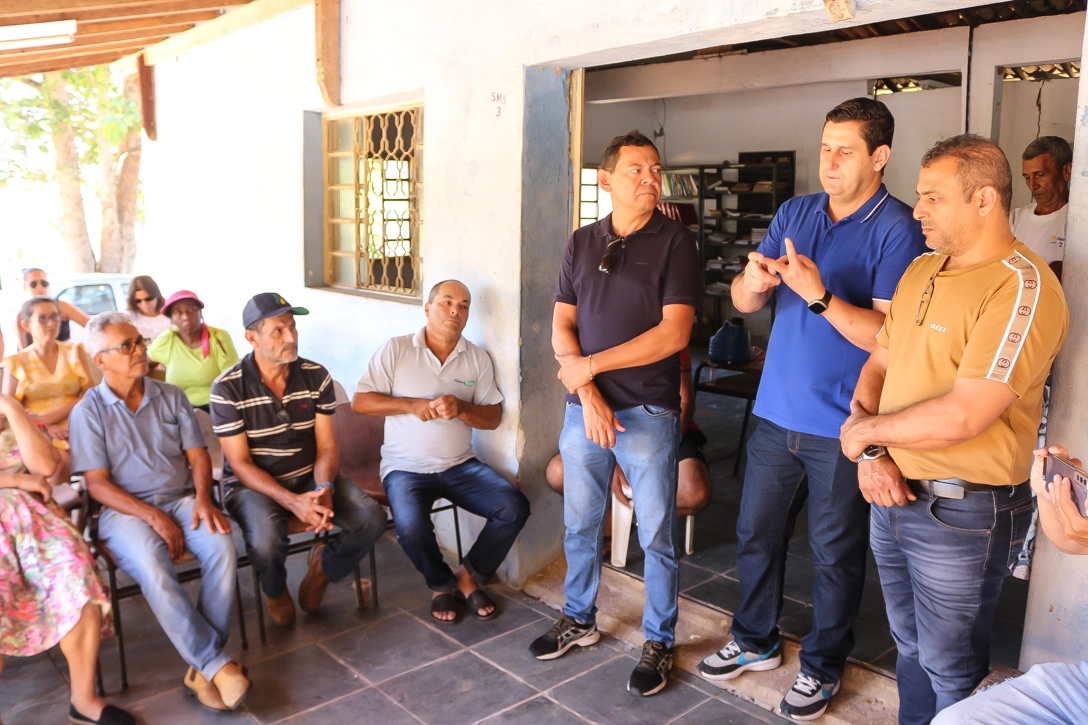Prefeito visita Assentamento Floresta