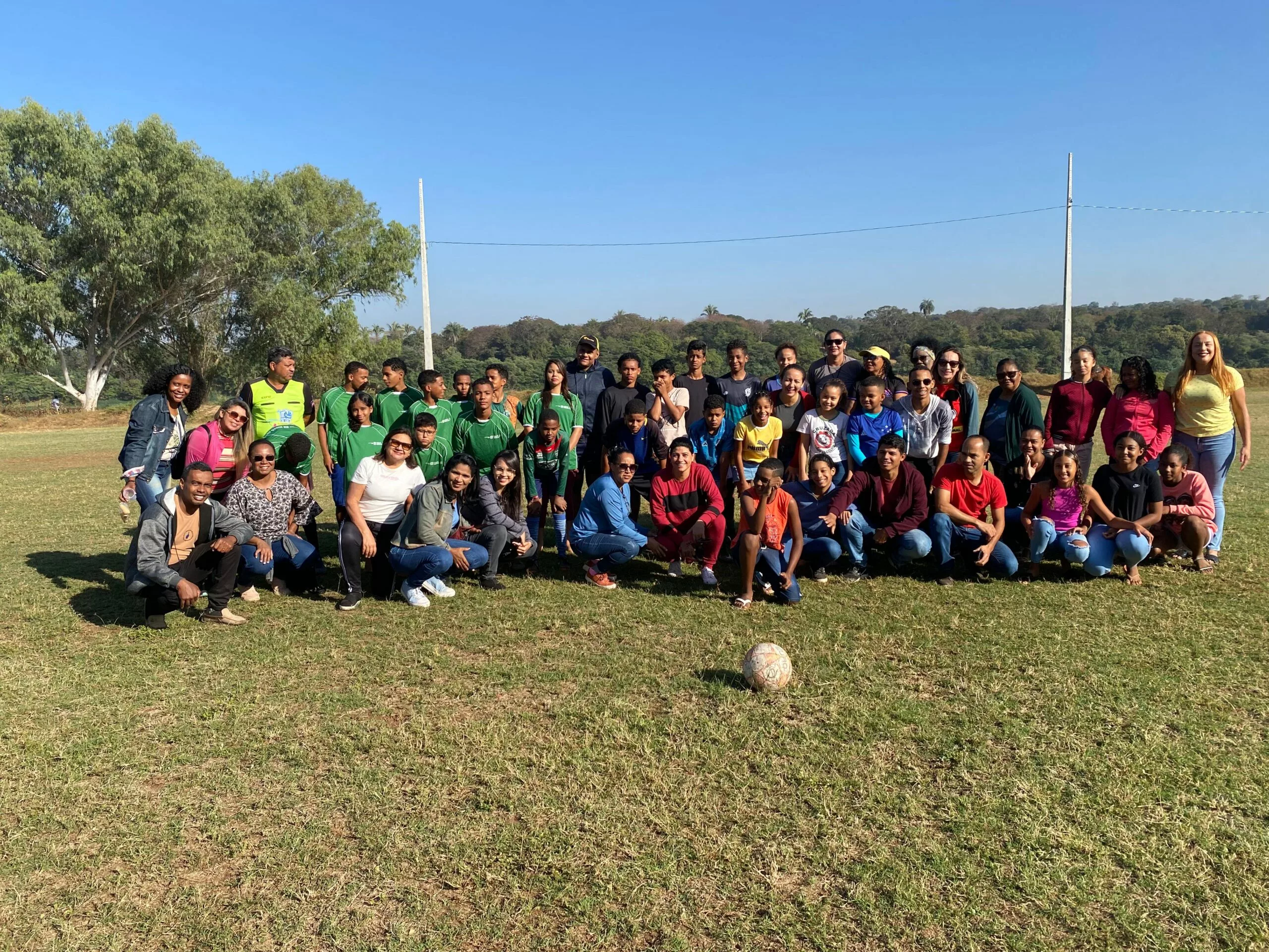 Alunos do Heloísa Passos disputam jogos no campo Beira Rio