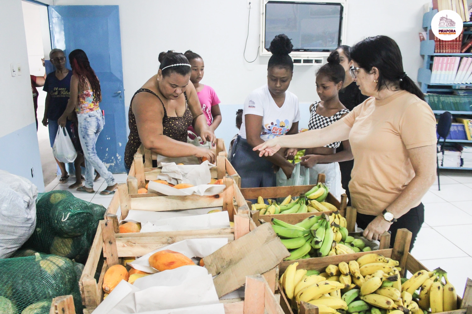 Investimentos na Agricultura Familiar vão beneficiar também 2.000 alunos da Rede Municipal