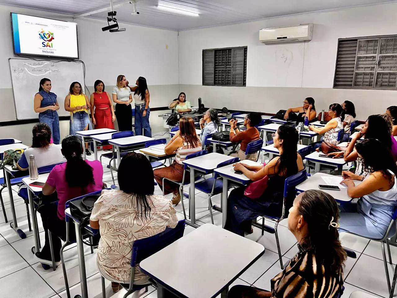 Oficina de PDI qualifica educadores da rede pública em Pirapora