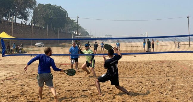 Jogos do Sol: Beach tênis vôlei feminino agitaram a Praia do Areião