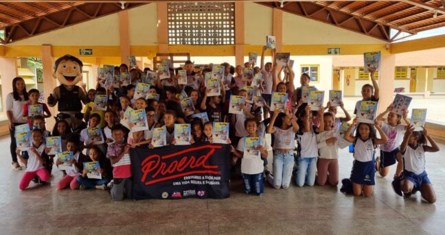 Com Proerd, SEMED e Polícia Militar vão trabalhar a prevenção e promover mais segurança na Rede Municipal de Ensino