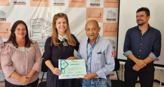 Tarde de emoção com a formatura do Curso EDUCAE em Pirapora