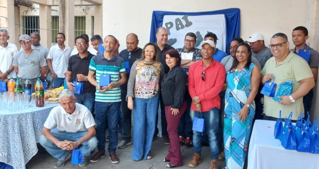 SEMED celebra Dia dos Pais com homenagem e mimos para servidores