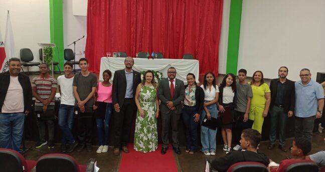 SEMED participa de evento do Instituto Federal do Norte de Minas Gerais (IFNMG)