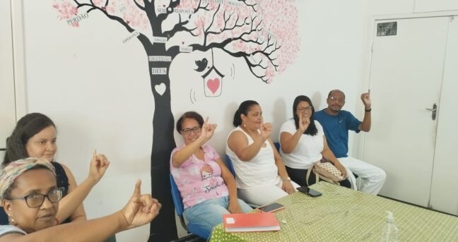 Capacitação em Libras para profissionais do Centro Odontológico