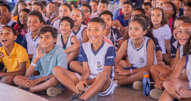 Com premiação para os alunos, Projeto LER É VIVER encerra mais um ciclo na Rede Municipal de Ensino